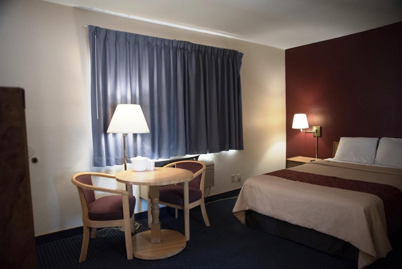 Red Roof Inn ブライス エクステリア 写真